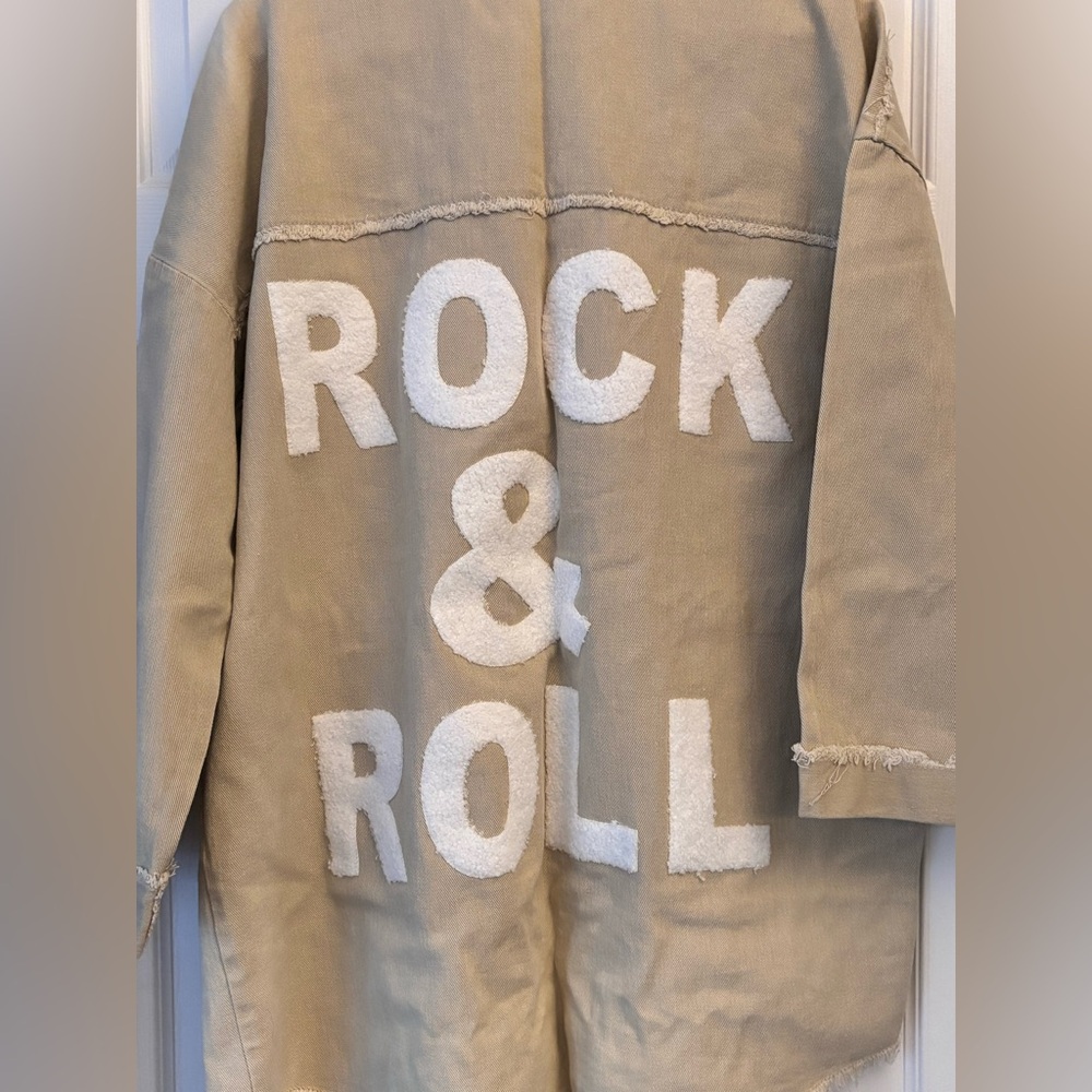 Blue Buttercup Rock & Roll Denim Jacket Mocha w/ White Sherpa Lettering Medium - Picture 4 of 4